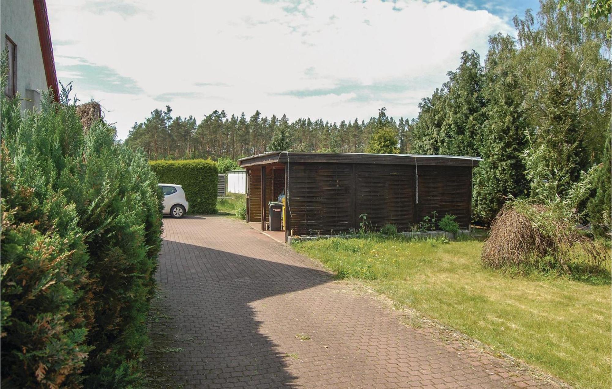 Awesome Apartment In Rostock With Wifi 外观 照片